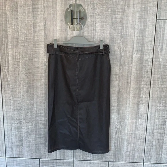 H&M Distressed-look Skirt with‎ Belt - Picture 8 of 14